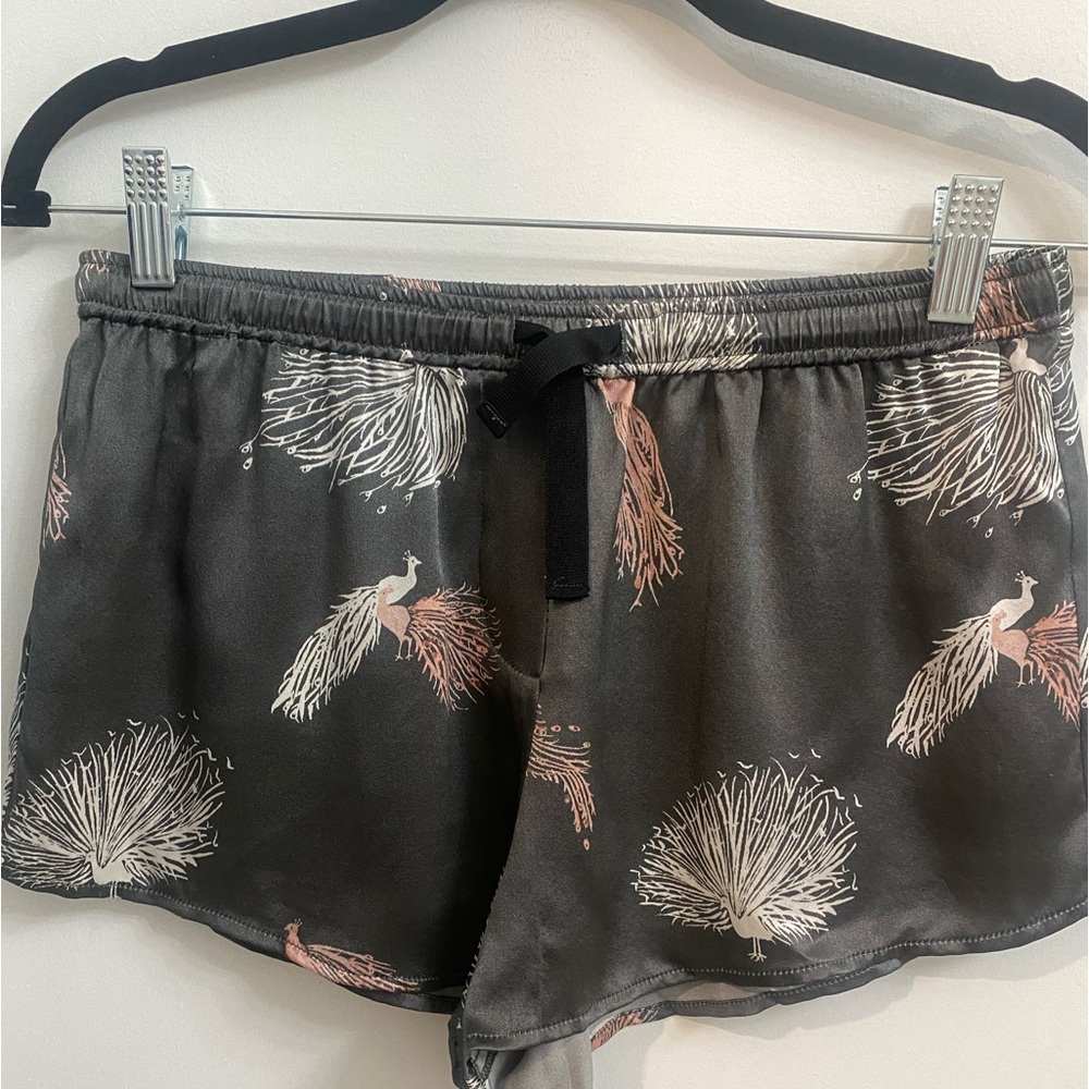 Morgan Lane Silk Sleep Shorts Sz L Slate Gray, Pink, White Peacock Pattern